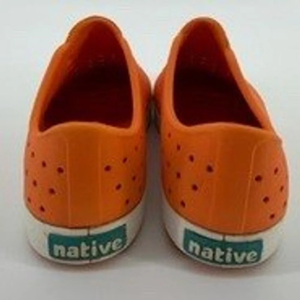 Native Jefferson Kids Orange Slip On Water Shoes Size J1 Perforated EVA Sneaker